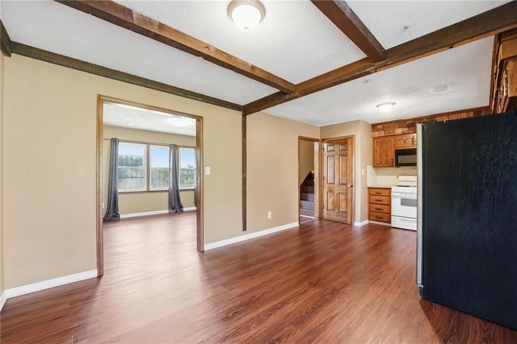 7816 Orville Avenue — photo 10