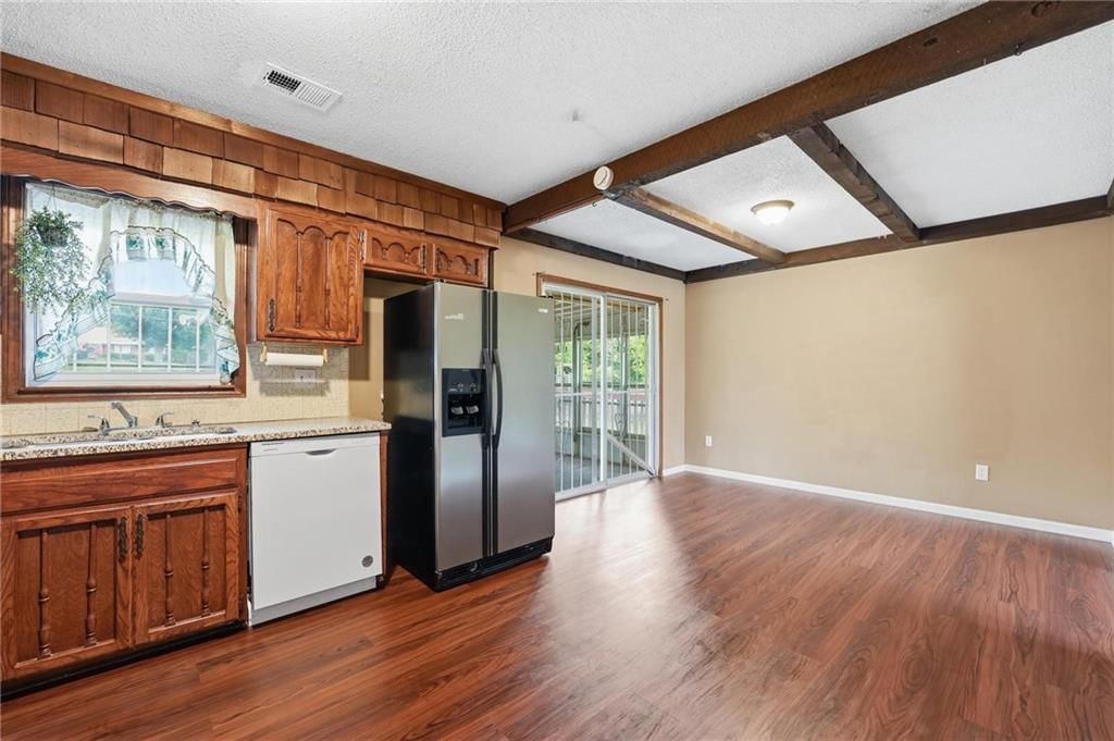 7816 Orville Avenue — photo 15