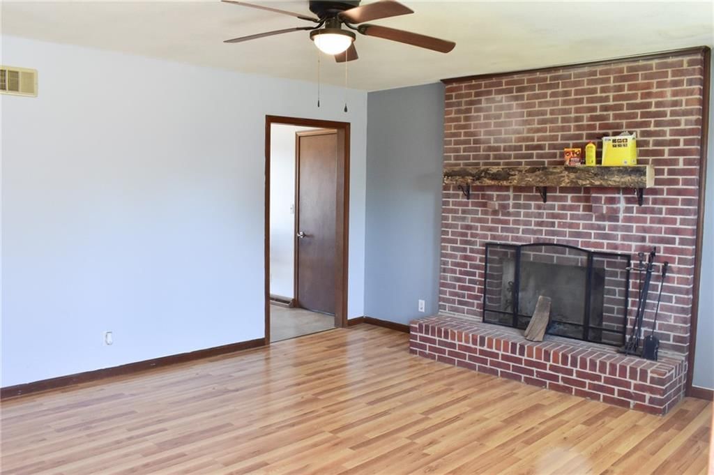 329 W Slater Street — photo 2