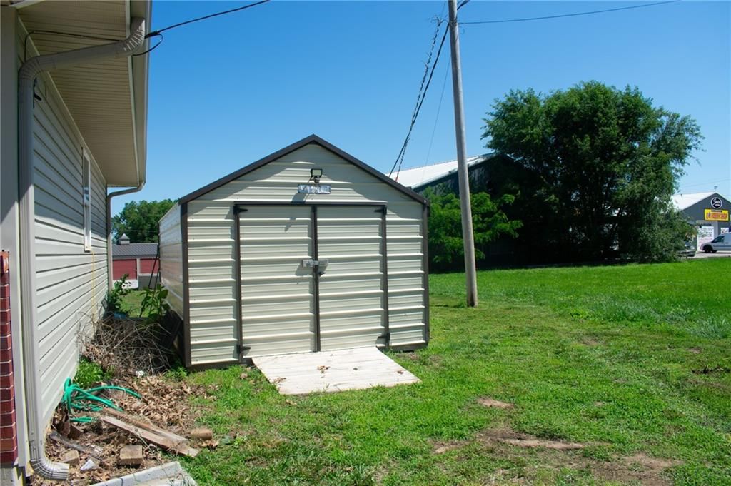 329 W Slater Street — photo 18
