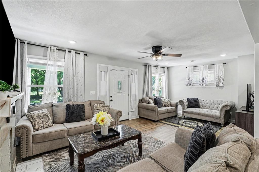 3629 Benton Boulevard — photo 8