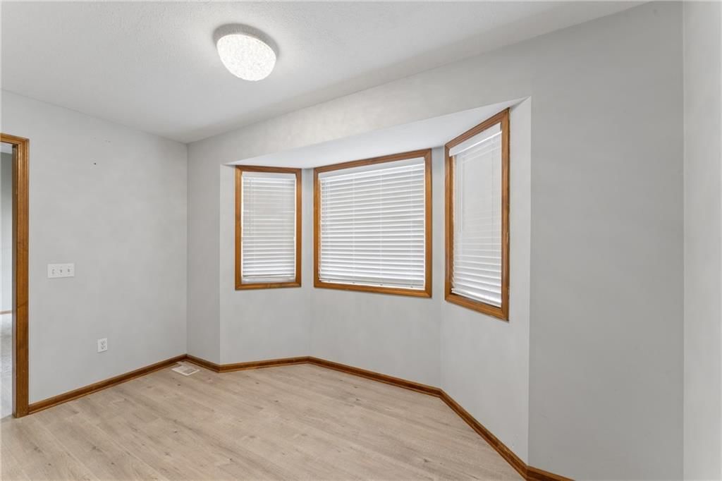 513 S Travis Street — photo 18