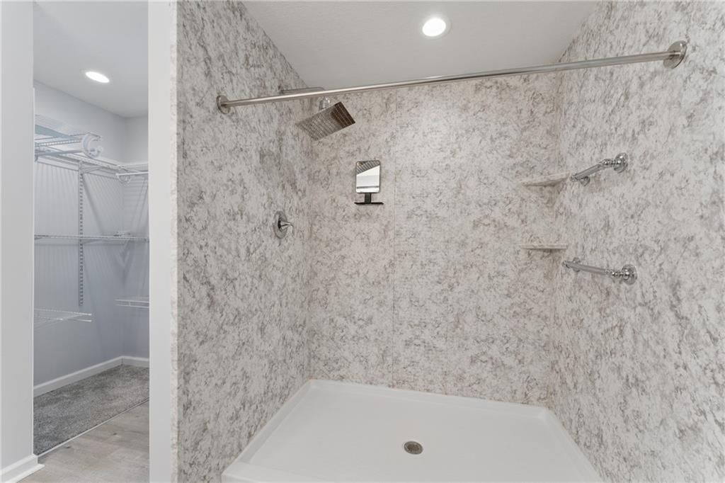 513 S Travis Street — photo 30