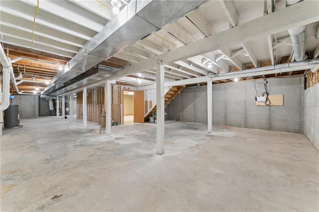 513 S Travis Street — photo 50