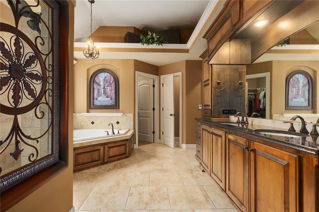 9635 NE 89th Street — photo 35