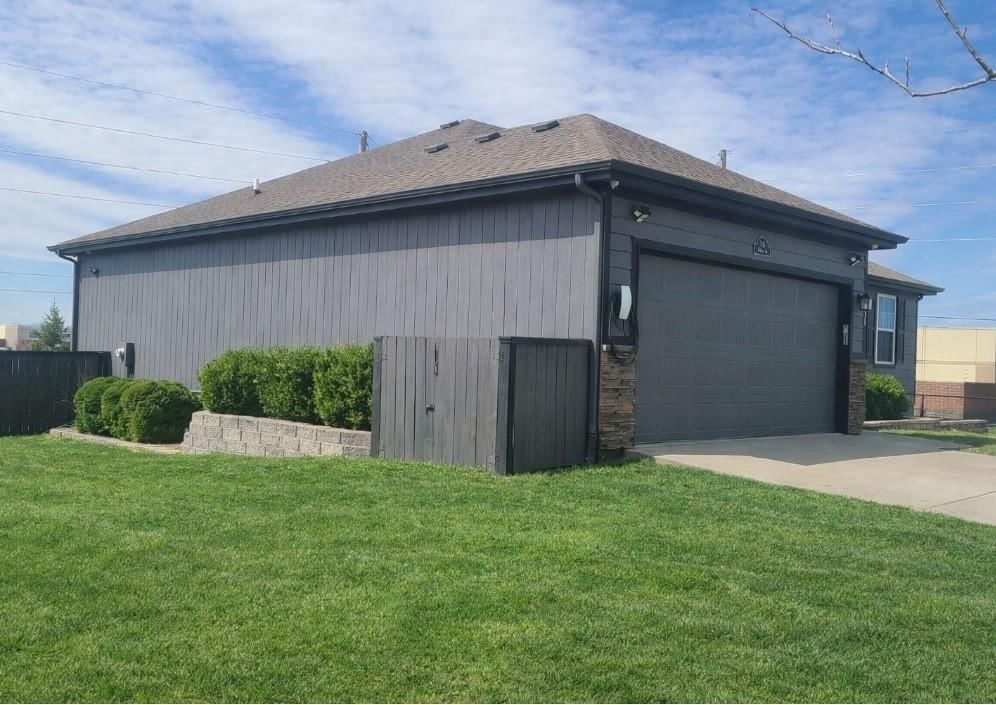 530 S Maple Street — photo 22