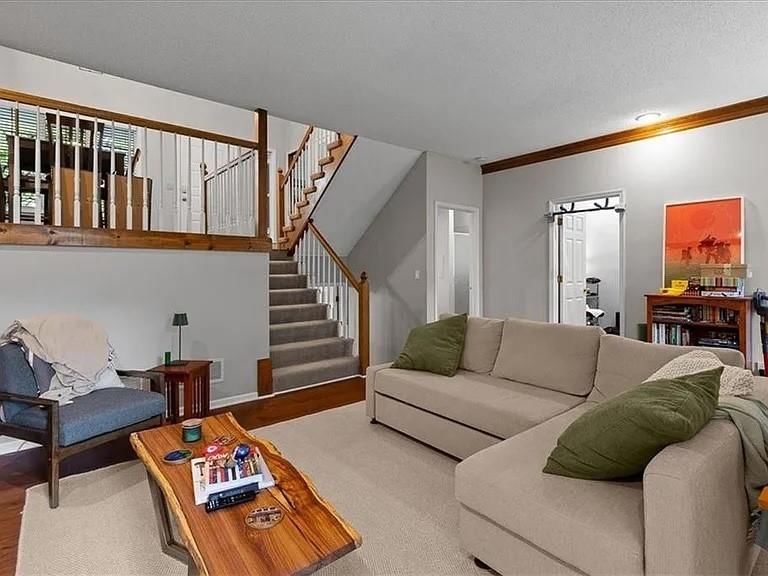 8323 W 120 Terrace — photo 17