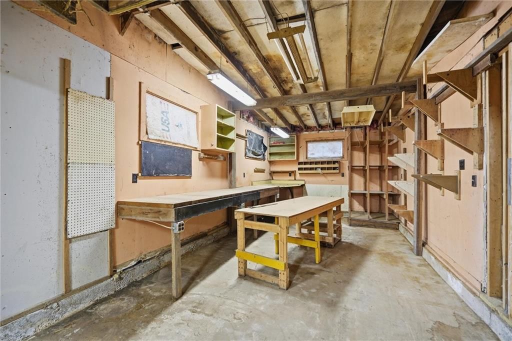 8012 S Benton Avenue — photo 11