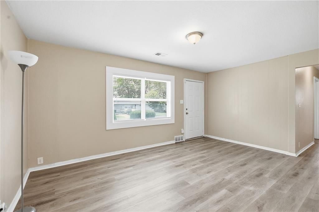 11410 Crystal Street — photo 4