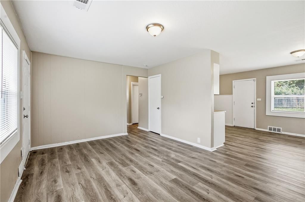 11410 Crystal Street — photo 5