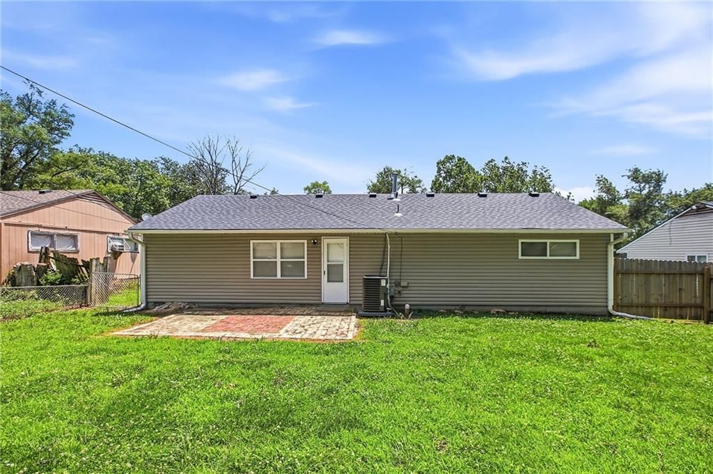 11410 Crystal Street — photo 28