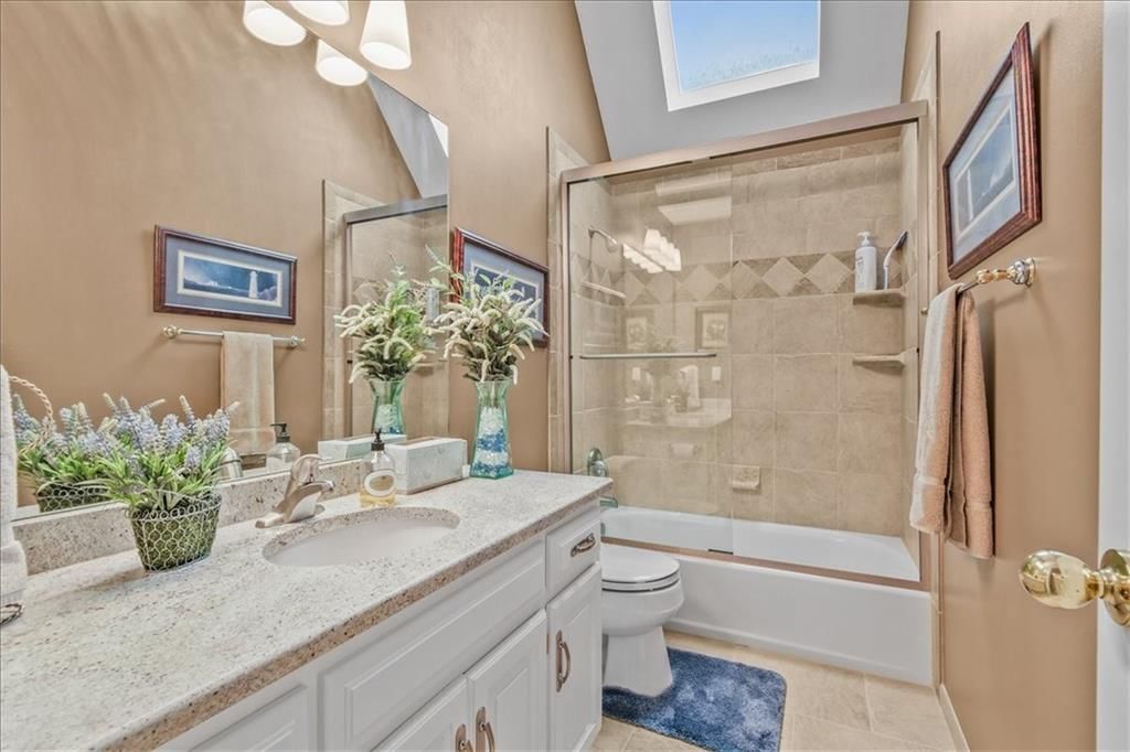 240 SW Winterpark Circle — photo 18