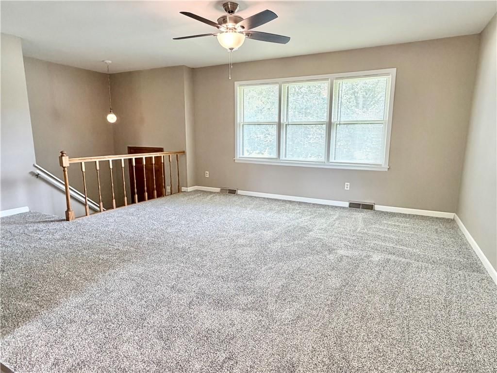 204 W Lee Street — photo 5