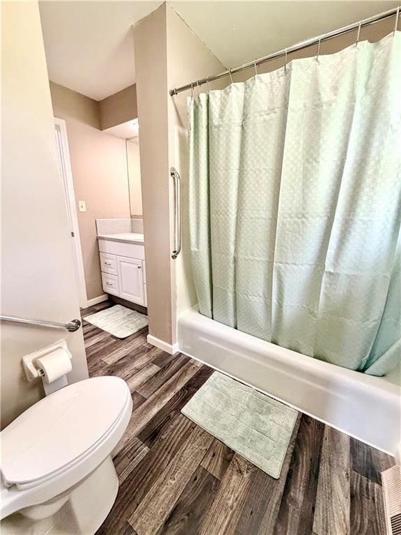 204 W Lee Street — photo 15