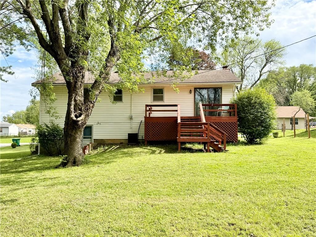 204 W Lee Street — photo 24