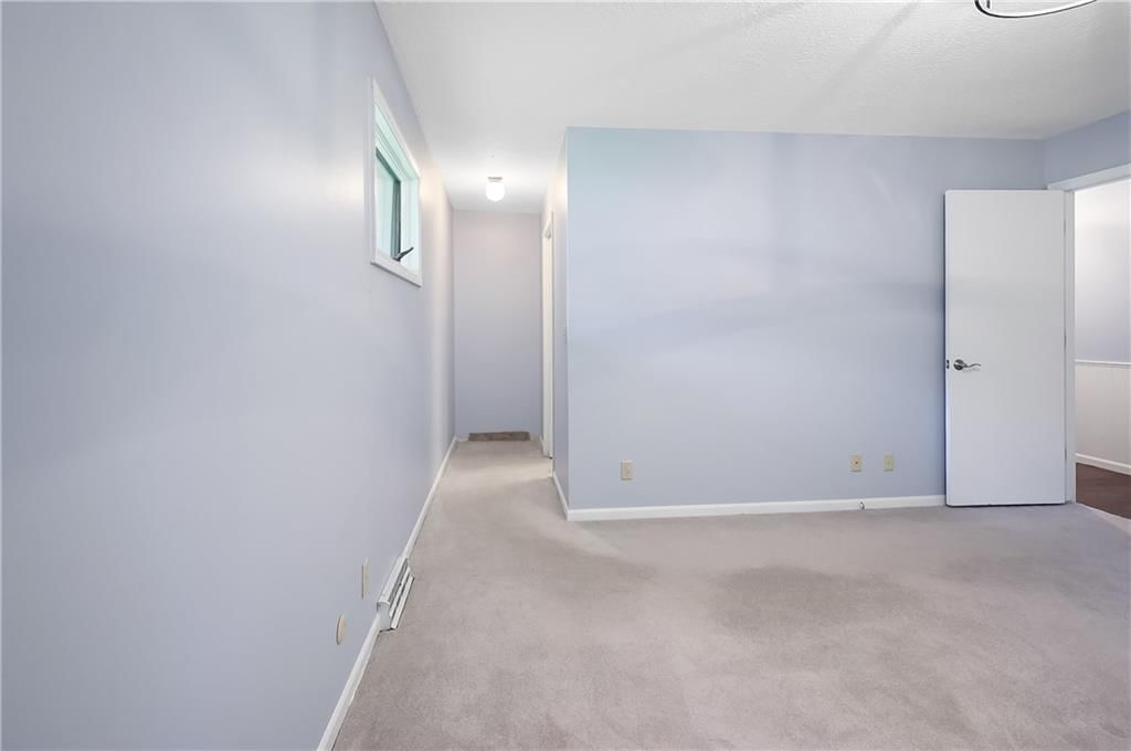304 S Delaware Street — photo 28