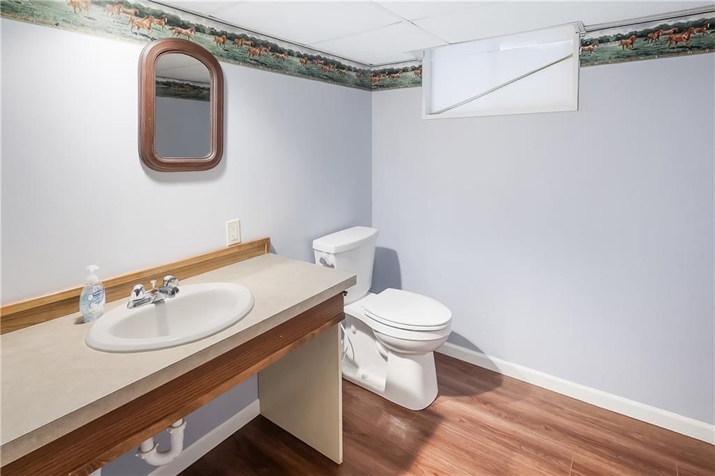 304 S Delaware Street — photo 37