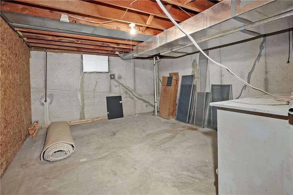 304 S Delaware Street — photo 41
