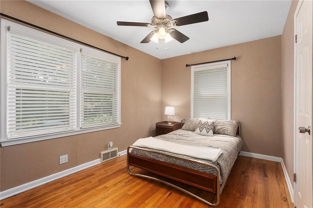 10302 W 61st Street — photo 15