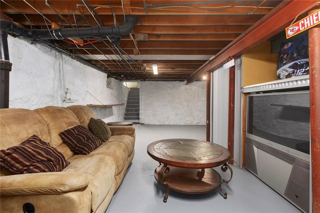 10302 W 61st Street — photo 21