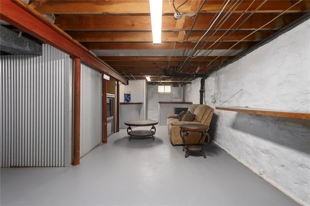 10302 W 61st Street — photo 22