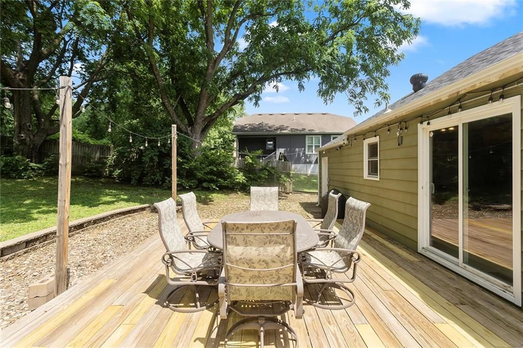 10302 W 61st Street — photo 25