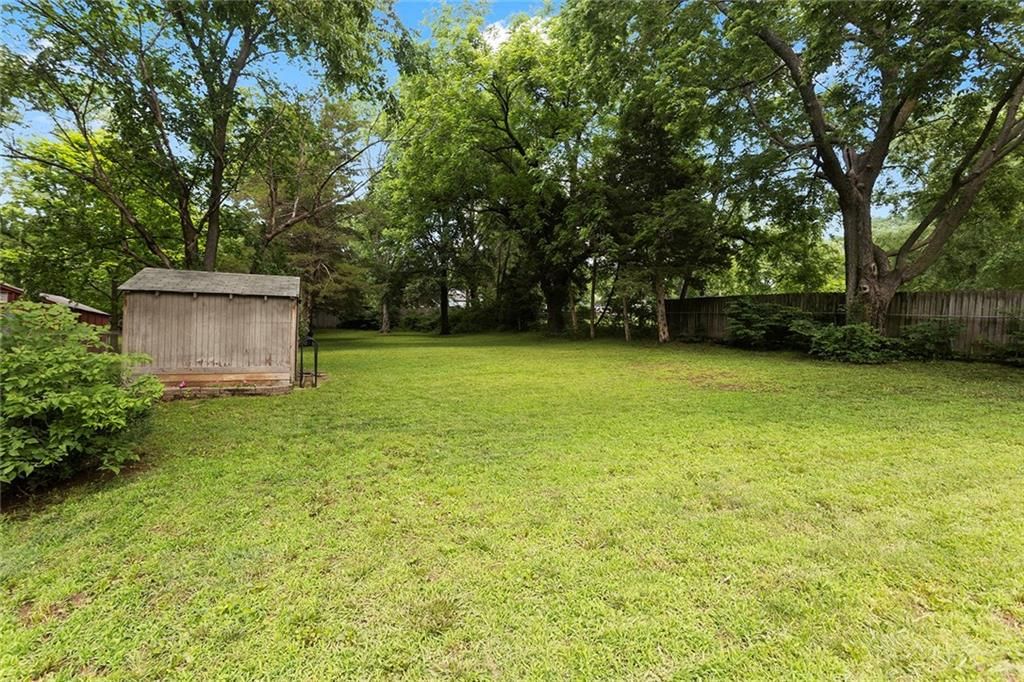 10302 W 61st Street — photo 28