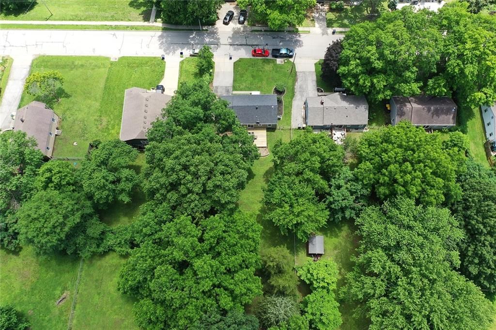 10302 W 61st Street — photo 41