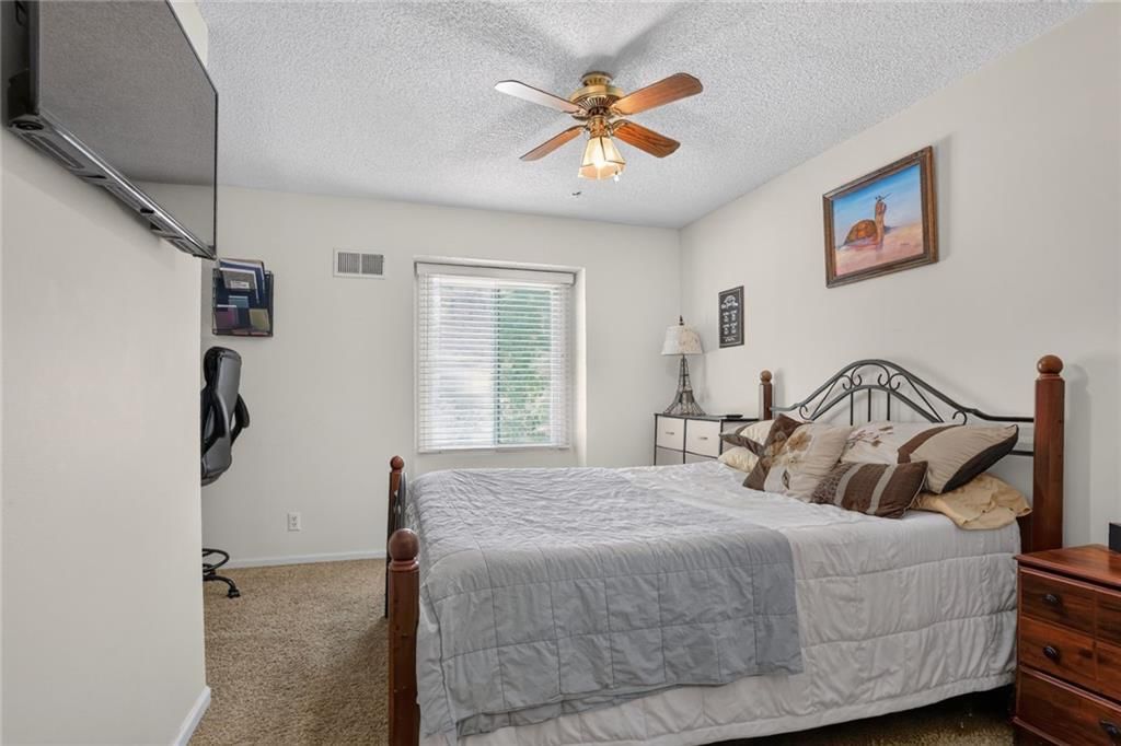 16313 W Chur Street — photo 10