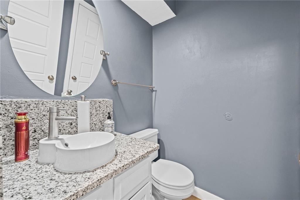 8311 NW Waukomis Drive — photo 13