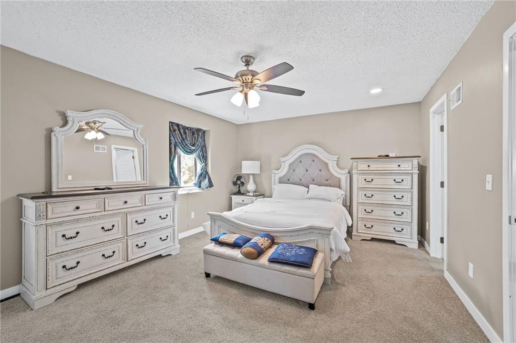 8311 NW Waukomis Drive — photo 15