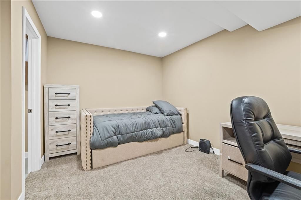 8311 NW Waukomis Drive — photo 25