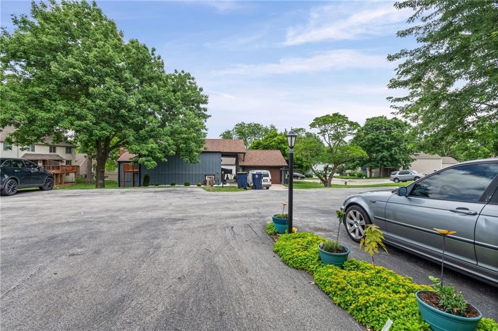 8311 NW Waukomis Drive — photo 33