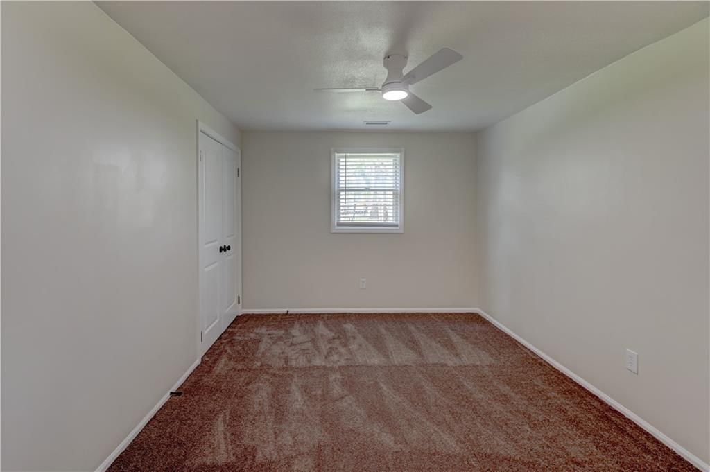 7126 Main Street — photo 16