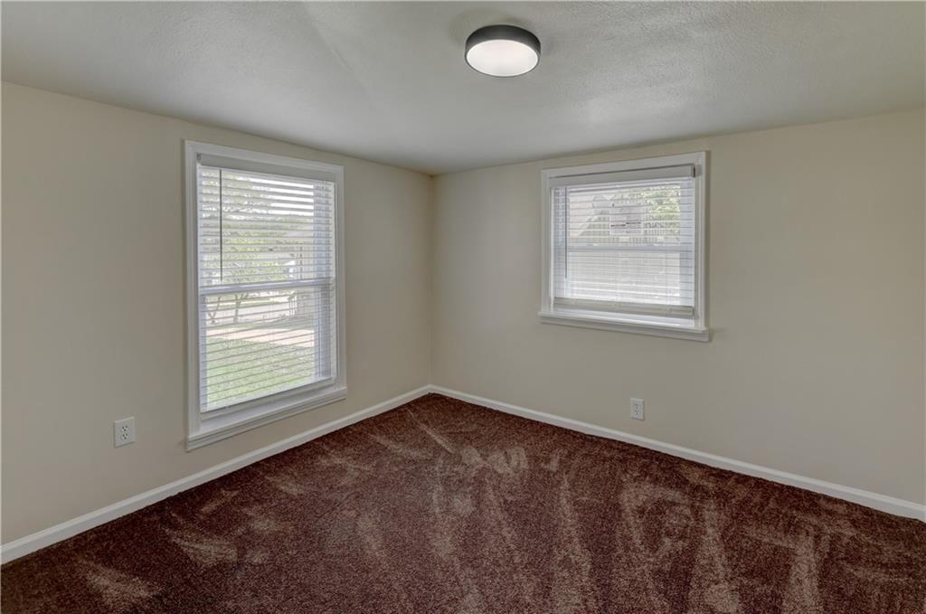 7126 Main Street — photo 23