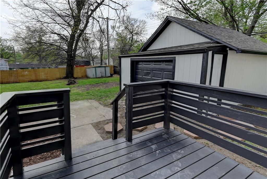 7126 Main Street — photo 27