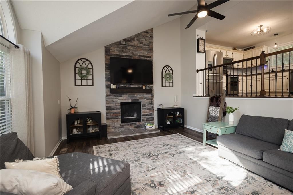 1127 SE Eastridge Drive — photo 8