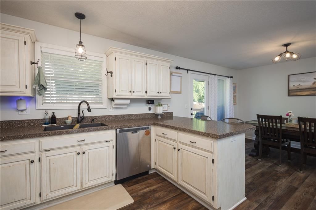 1127 SE Eastridge Drive — photo 15