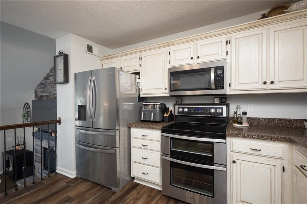 1127 SE Eastridge Drive — photo 16