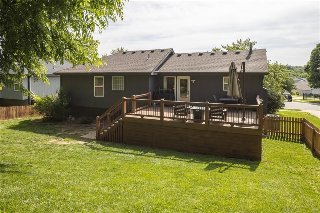 1127 SE Eastridge Drive — photo 37