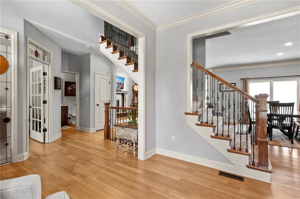 5211 Kenton Street — photo 5