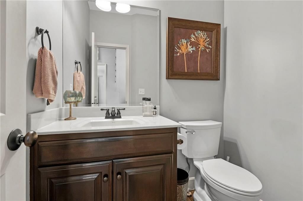 5211 Kenton Street — photo 9
