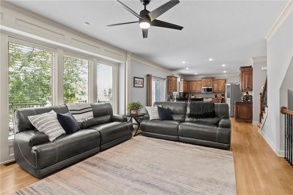 5211 Kenton Street — photo 10