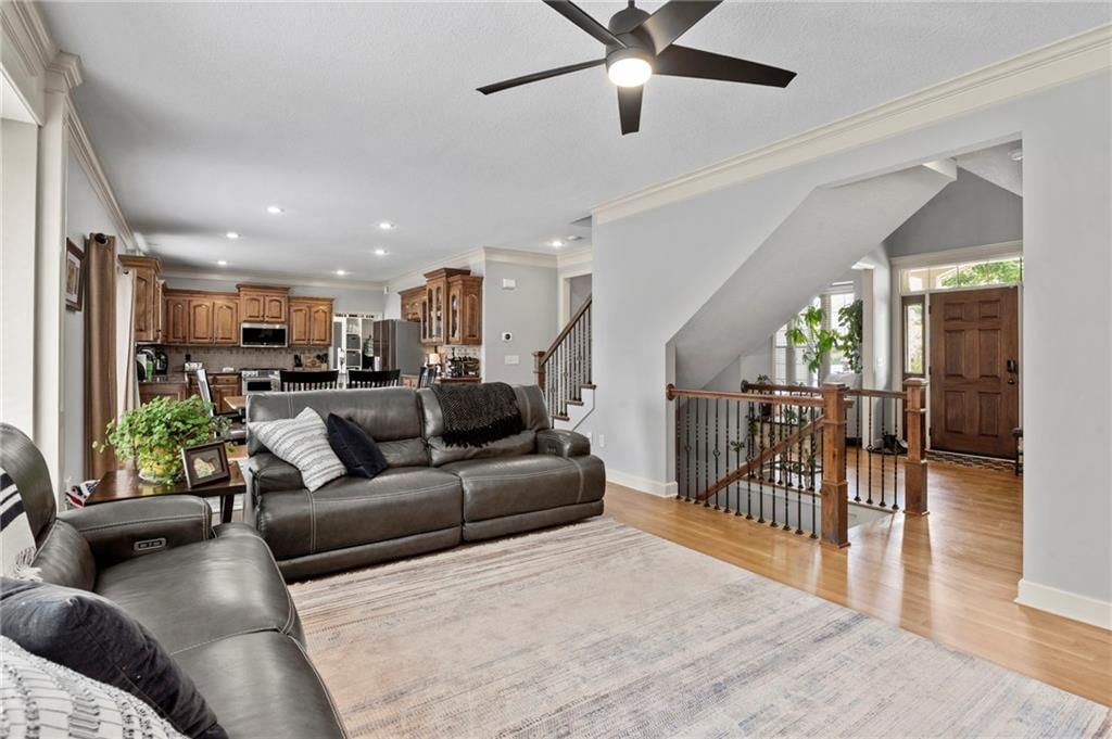 5211 Kenton Street — photo 12