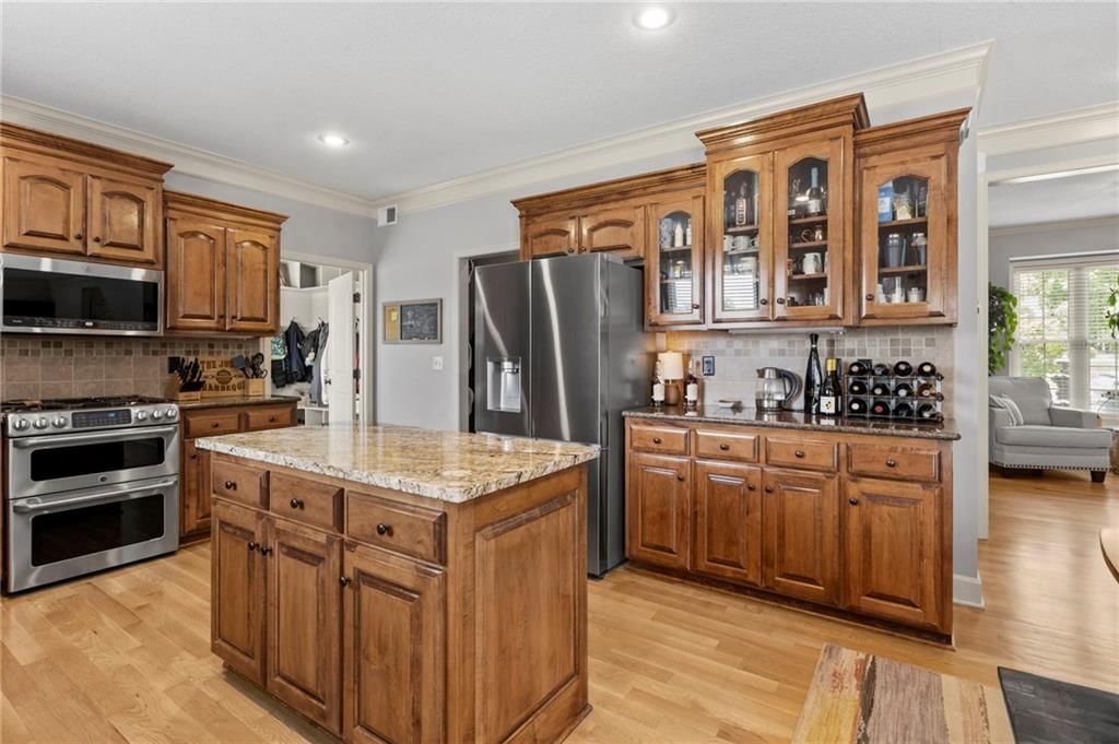 5211 Kenton Street — photo 16