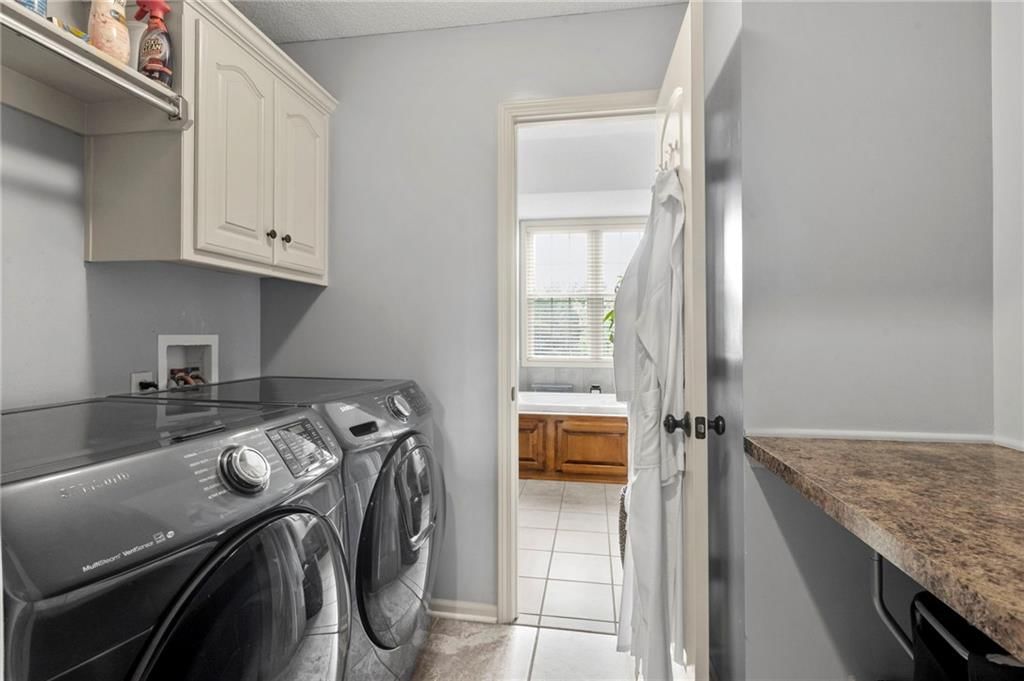 5211 Kenton Street — photo 30