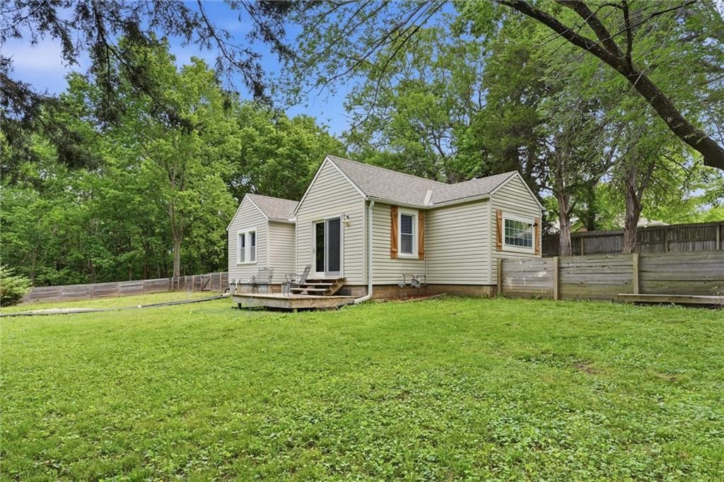 301 SE Moreland School Road — photo 33