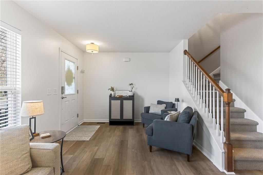 8127 N Drury Avenue — photo 3