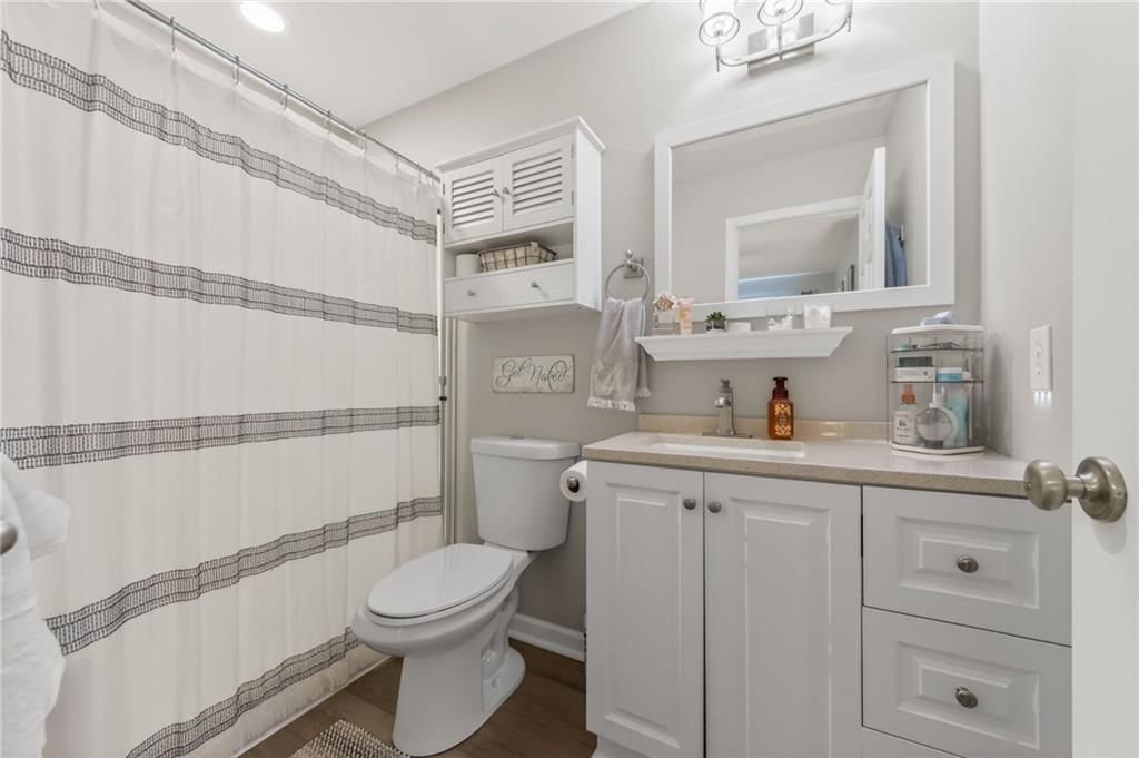 8127 N Drury Avenue — photo 24