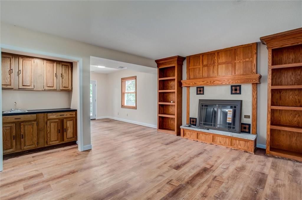 643 N Hemlock Street — photo 22